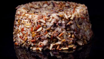 Calories in mixed-grain rice